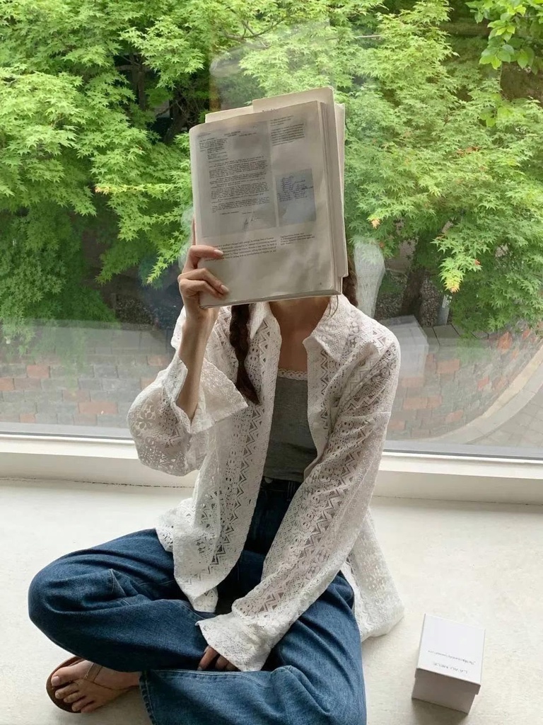 美美自留推薦款長版蕾絲襯衫