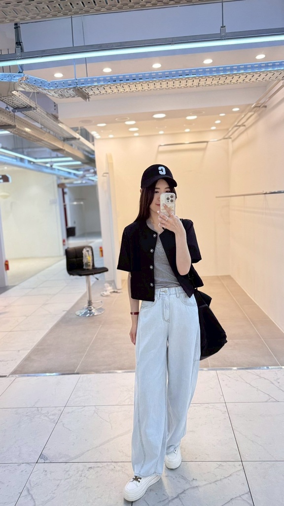 春夏必備高質感涼感軟彈蕾絲V領背心