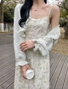 特價款花花壓紋水彩繽紛吊帶長洋裝