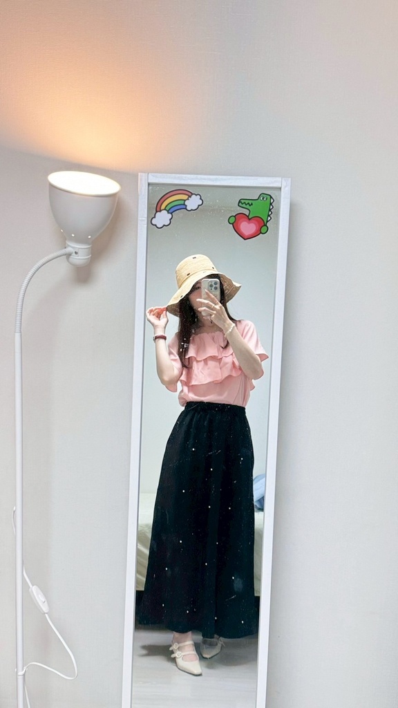 推薦款涼爽可拉一字超舒服浪漫渡假感上衣