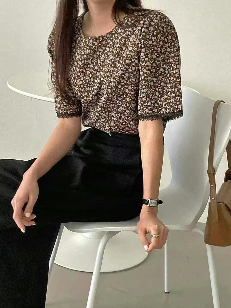 小碎花短袖上衣