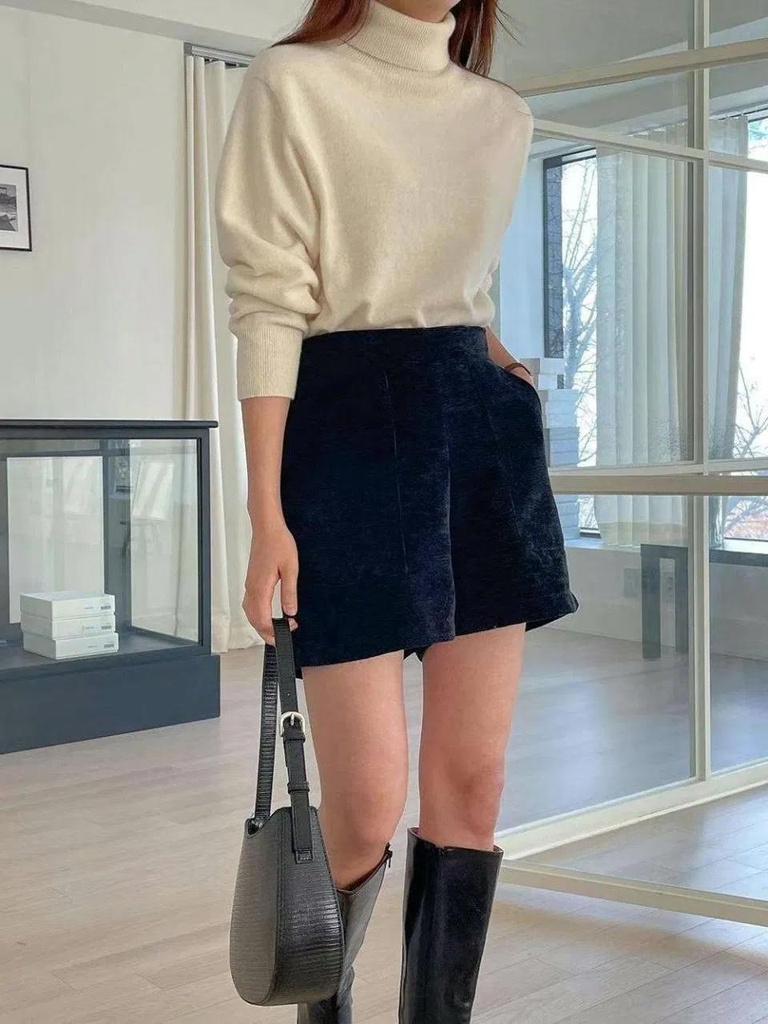 小香風質感雙口袋後鬆緊短褲