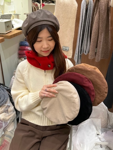 霧面蜜桃絨小銀牌貝蕾帽
