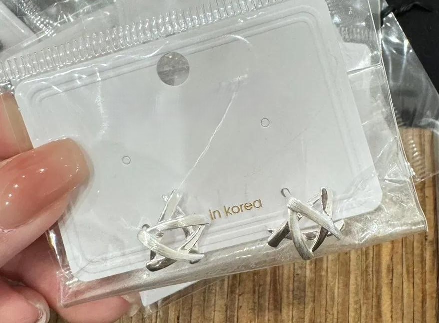 925純銀星星耳環