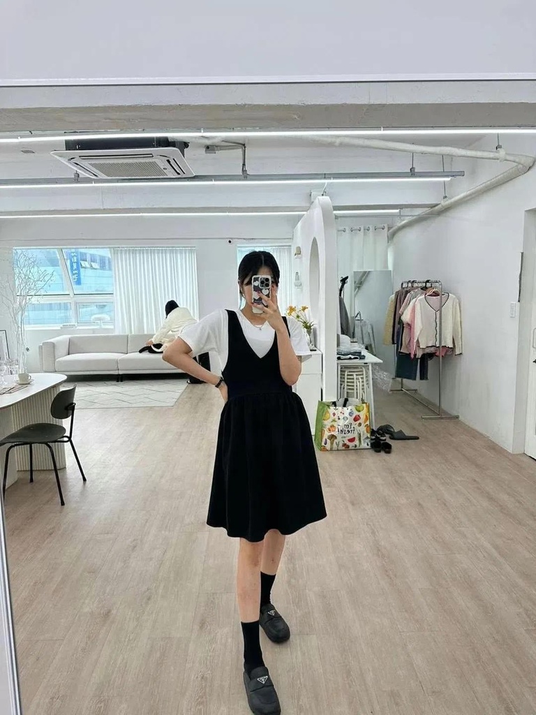 後鬆緊縮腰絨布背心短洋