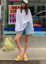 夏日必備全鬆緊刷破薄款牛仔短褲