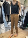 雙口袋後鬆緊造型西裝長褲