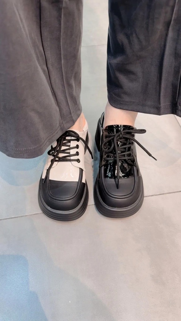 推薦款兩穿軟底厚底跟皮鞋前2.5後5cm